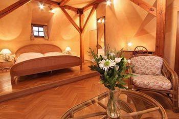 Hotell At The Golden Scissors 4*