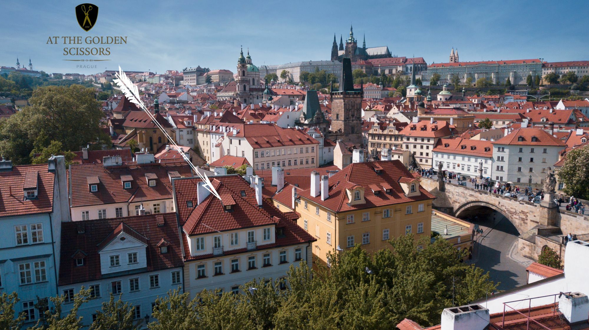 Hotell At The Golden Scissors Prag